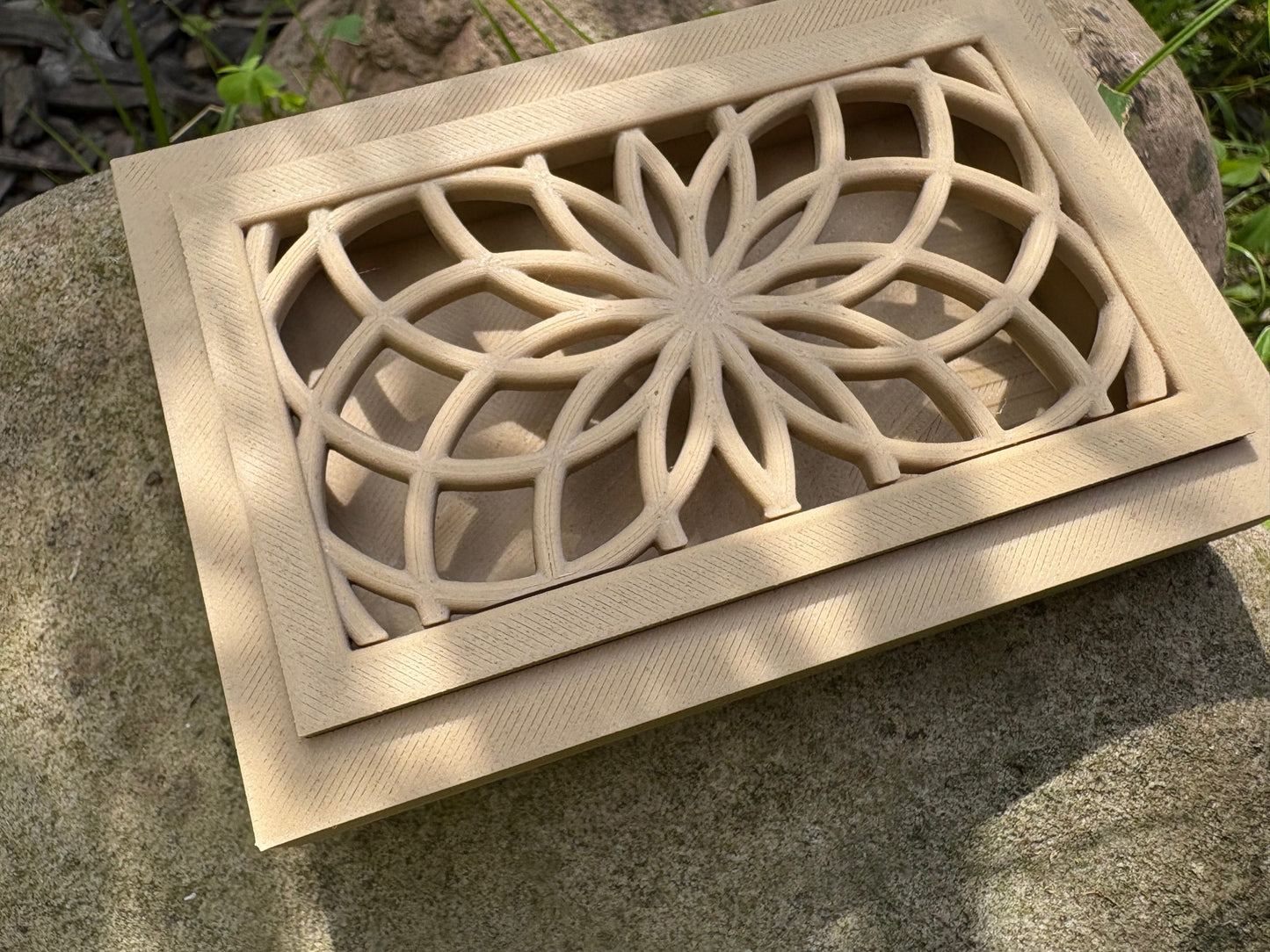 Draining Soap Dish Floral Geometric